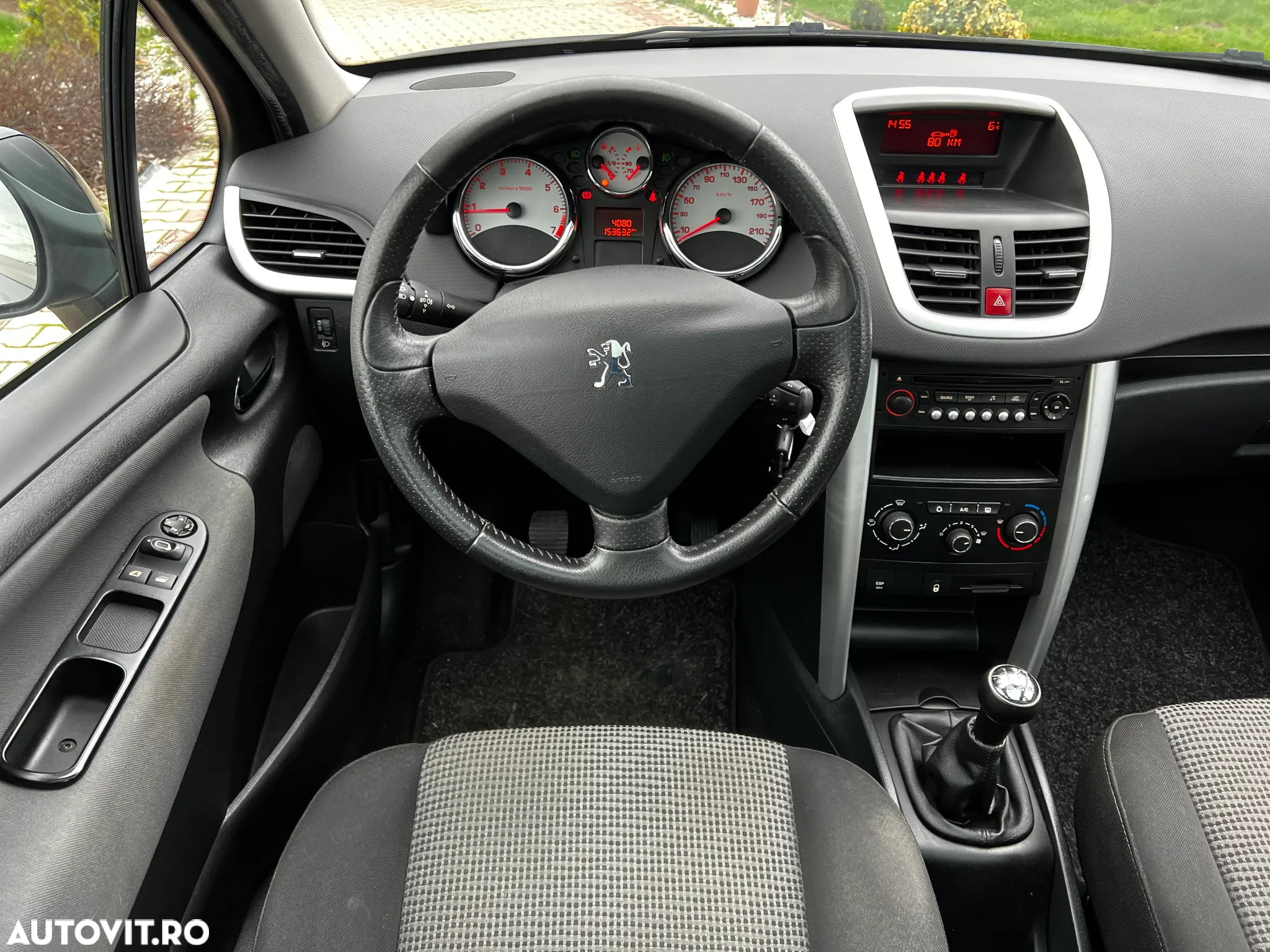Peugeot 207 1.6E Sport - 25