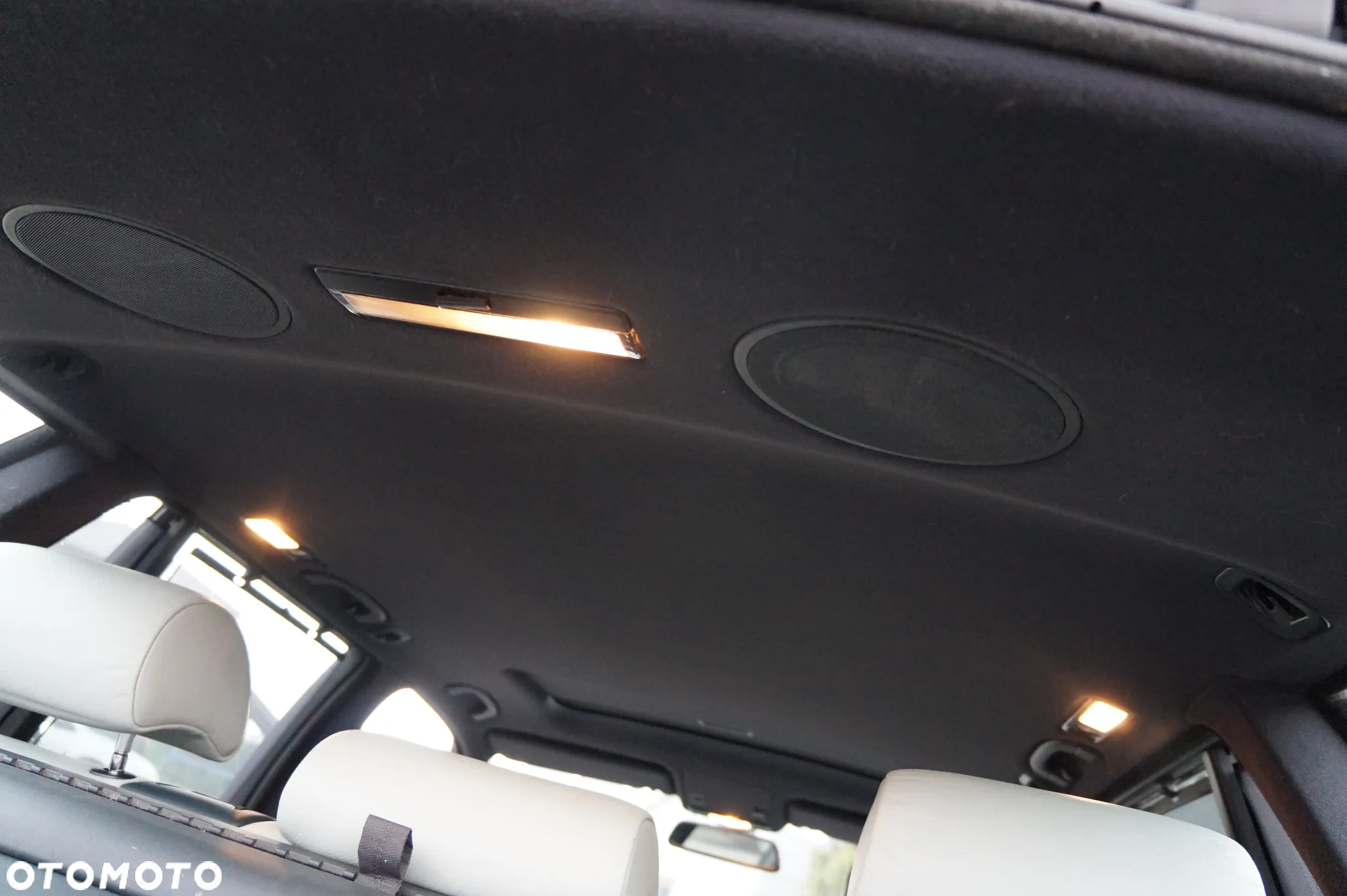 BMW Seria 5 525i Touring - 16
