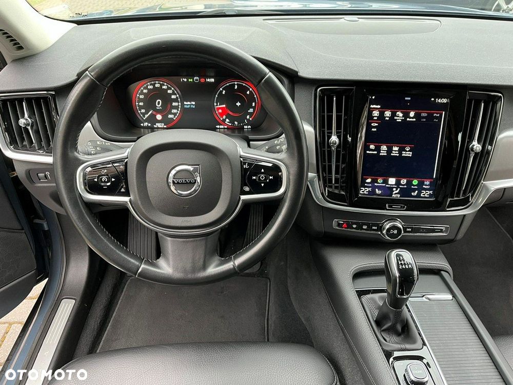 Volvo V90 D4 - 14