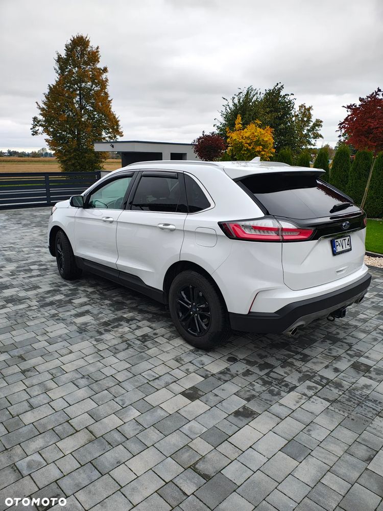 Ford Edge - 8