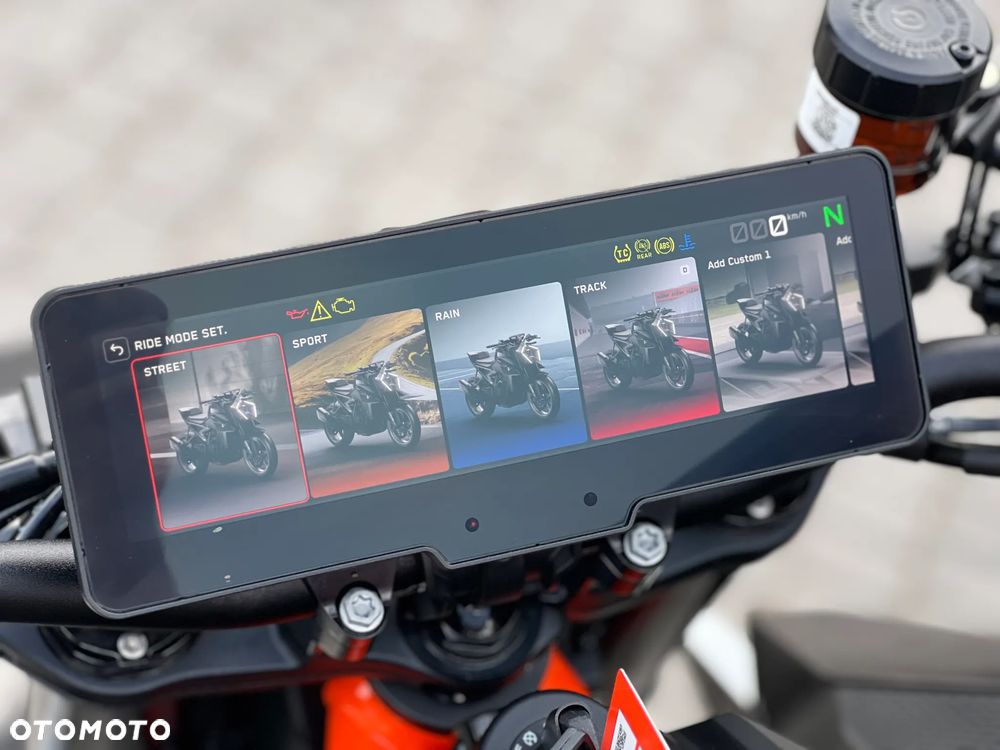 KTM Duke - 15