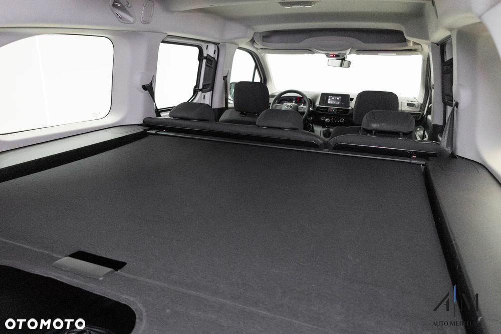 Toyota Proace City Verso 1.5 D-4D Combi - 31
