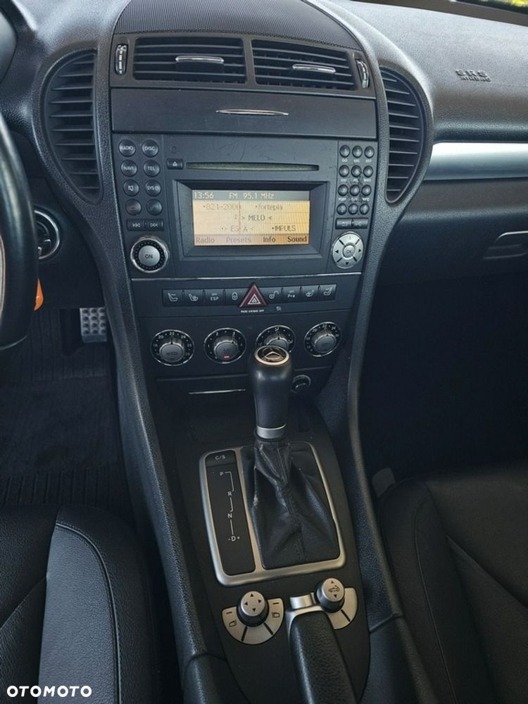 Mercedes-Benz SLK - 22