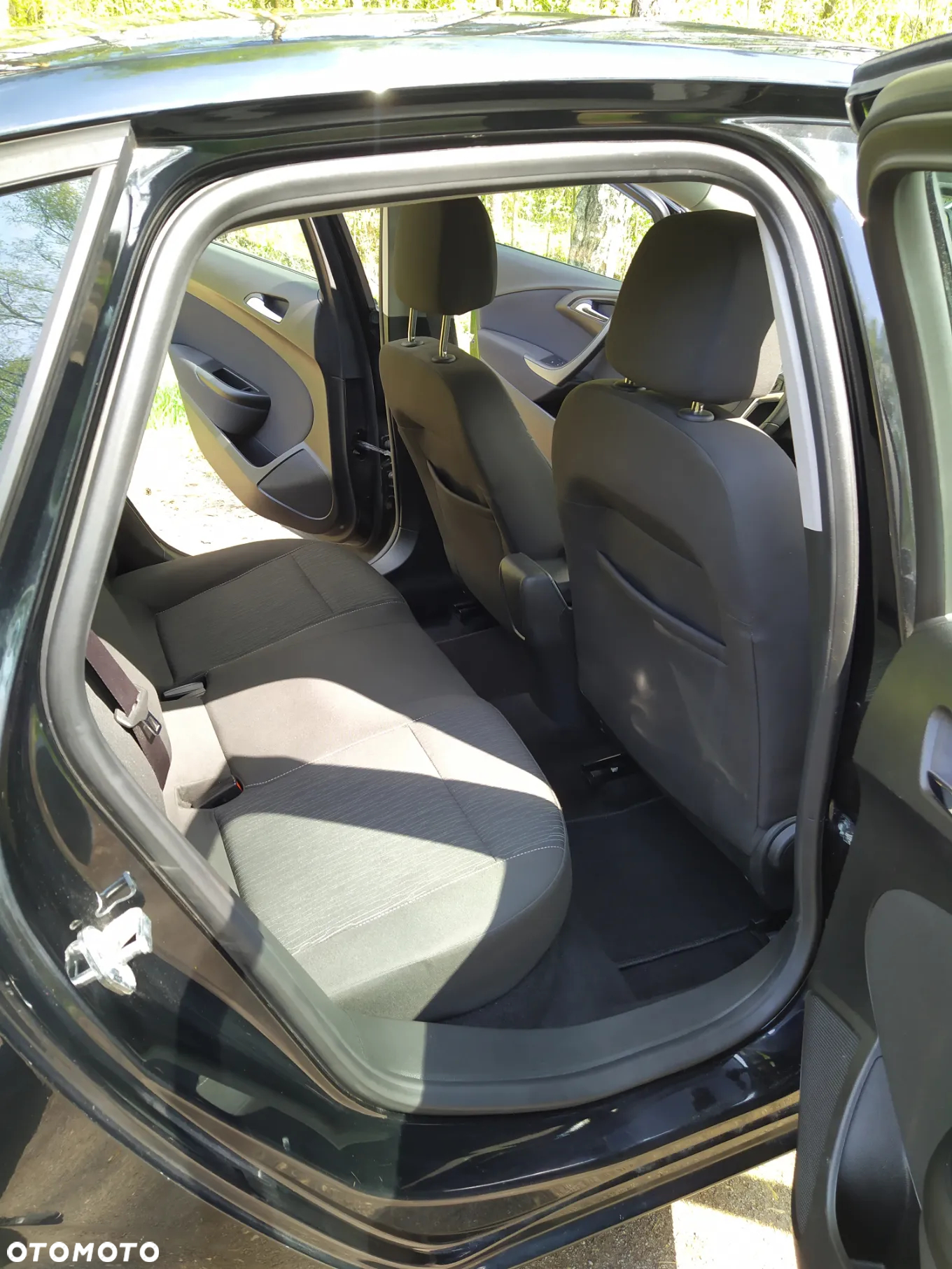Opel Astra IV 1.4 T Active - 11