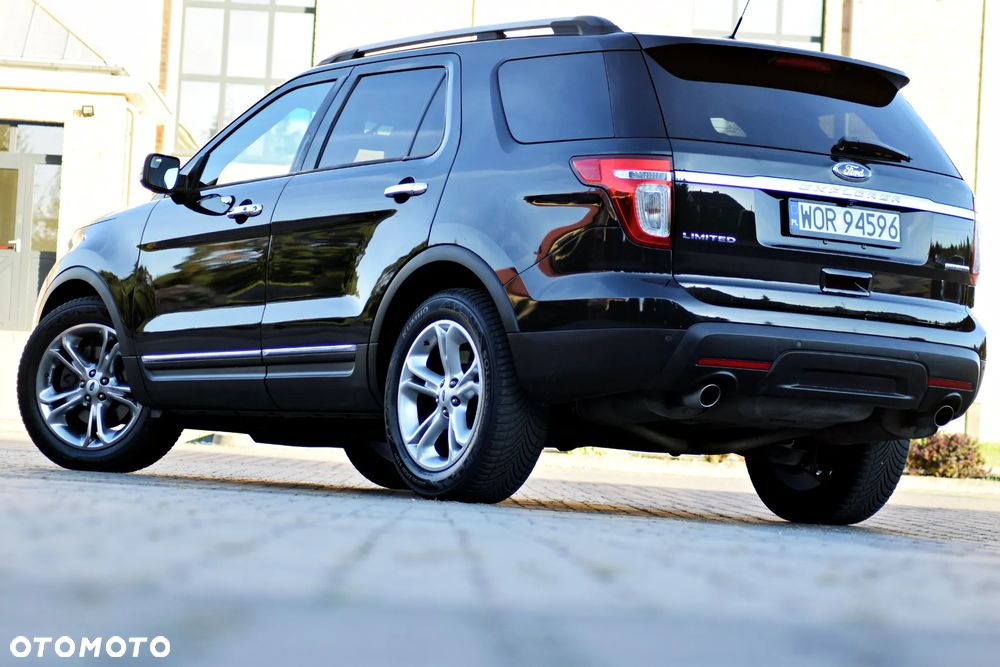 Ford Explorer - 4