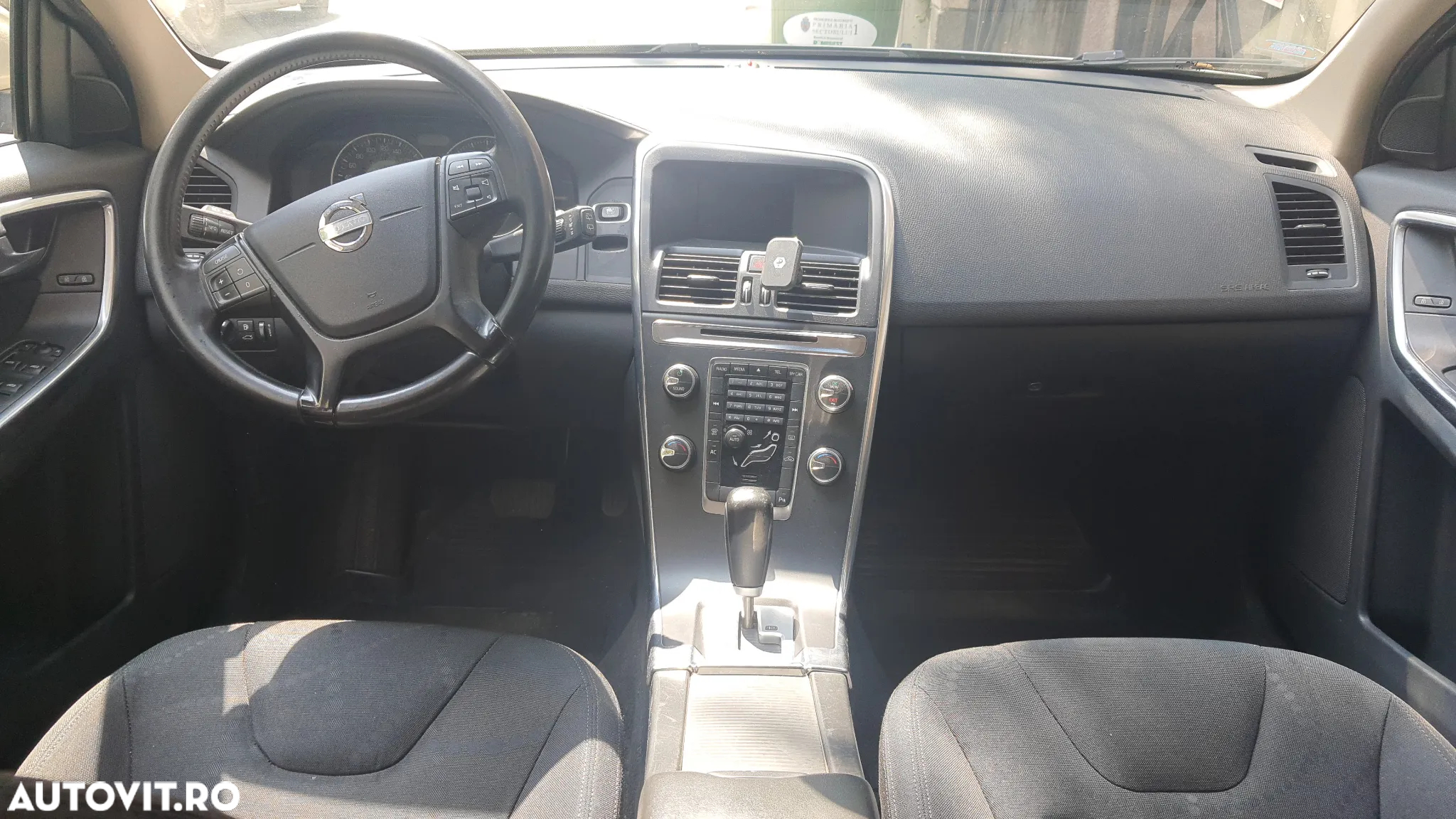 Volvo XC 60 D3 AT6 Kinetic - 9