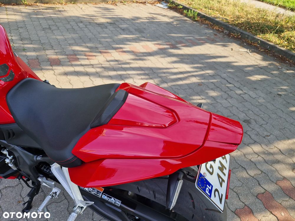 Honda CBR - 11
