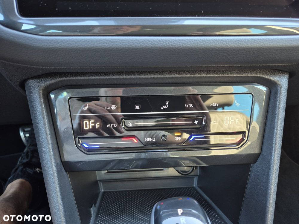 Volkswagen Tiguan 1.5 TSI OPF DSG Move - 25