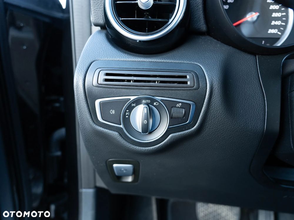 Mercedes-Benz GLC 200 d 4-Matic Business Edition - 33