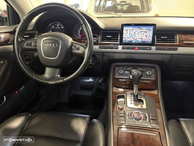 Audi A8 3.0 TDi V6 quattro Tiptronic - 36