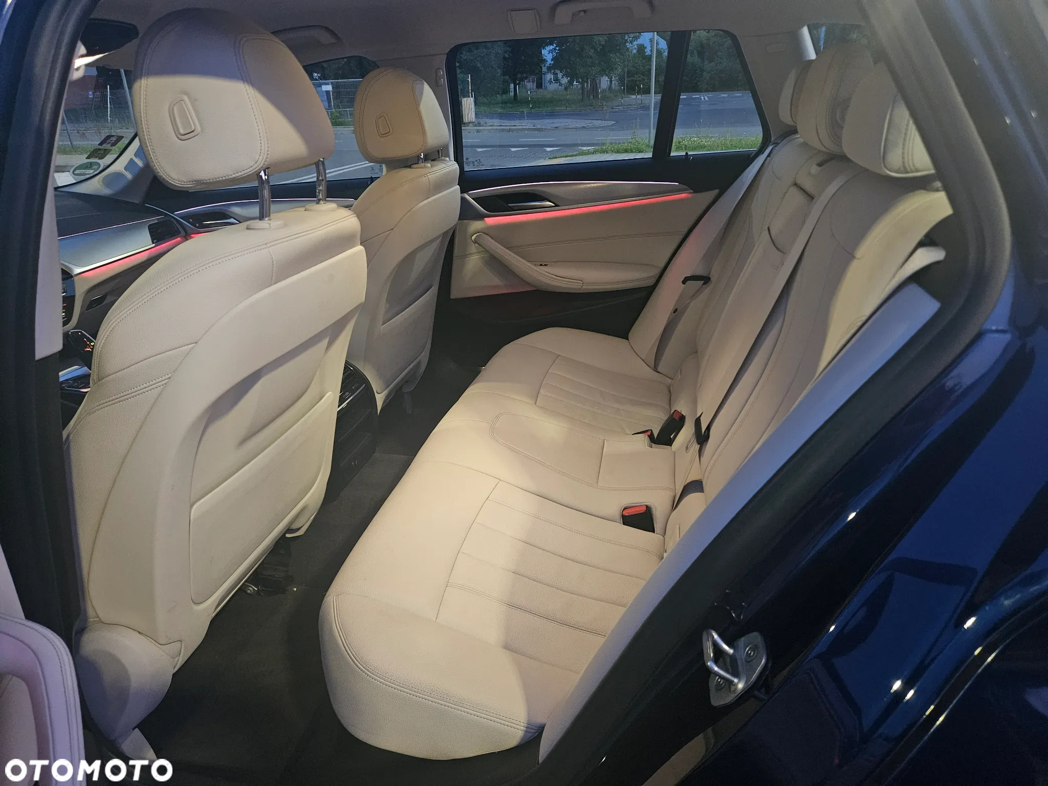 BMW Seria 5 520d Luxury Line sport - 28