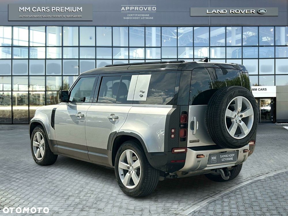 Land Rover Defender - 2
