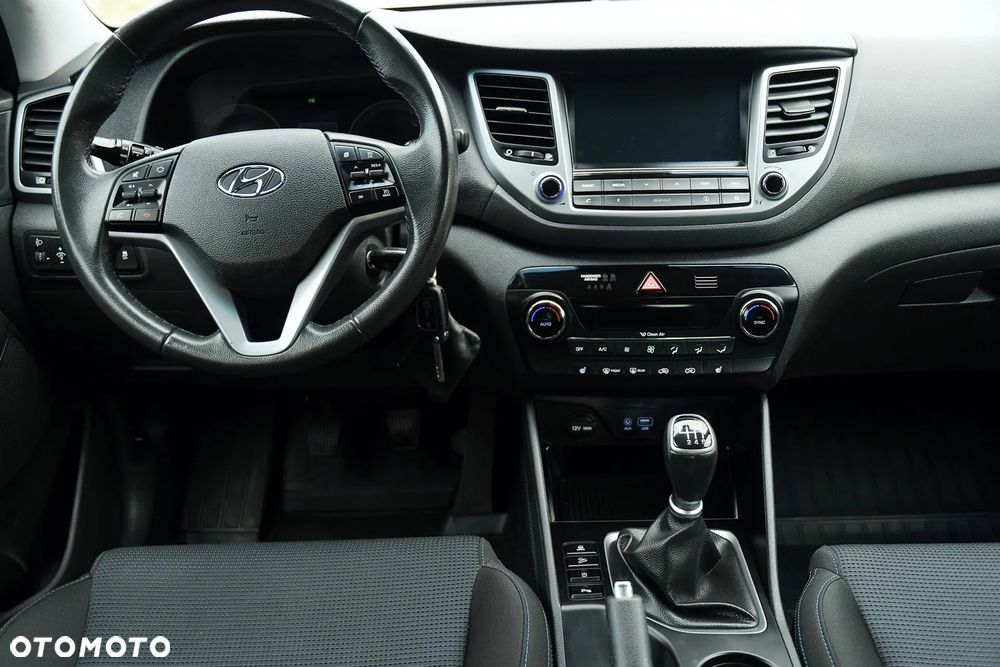Hyundai Tucson blue 1.6 GDi 2WD Intro Edition - 30