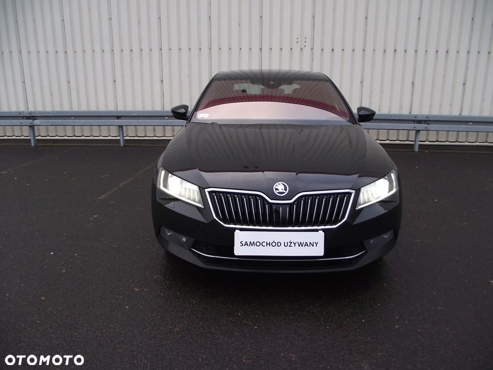 Skoda Superb 2.0 TDI L&K DSG - 3