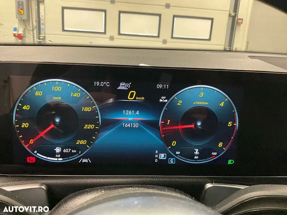 Mercedes-Benz GLB 220 d 8G-DCT AMG Line - 9