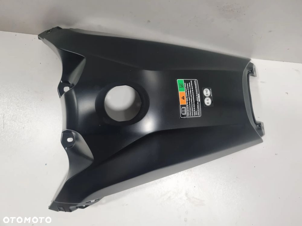 Osłona owiewka na bak zbiornik Yamaha Tenere 700 XTZ690 BW3F41B100P0 - 6