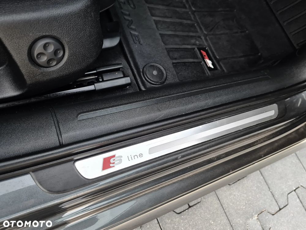 Audi A4 Avant 2.0 TDI DPF quattro S tronic S line Sportpaket - 18