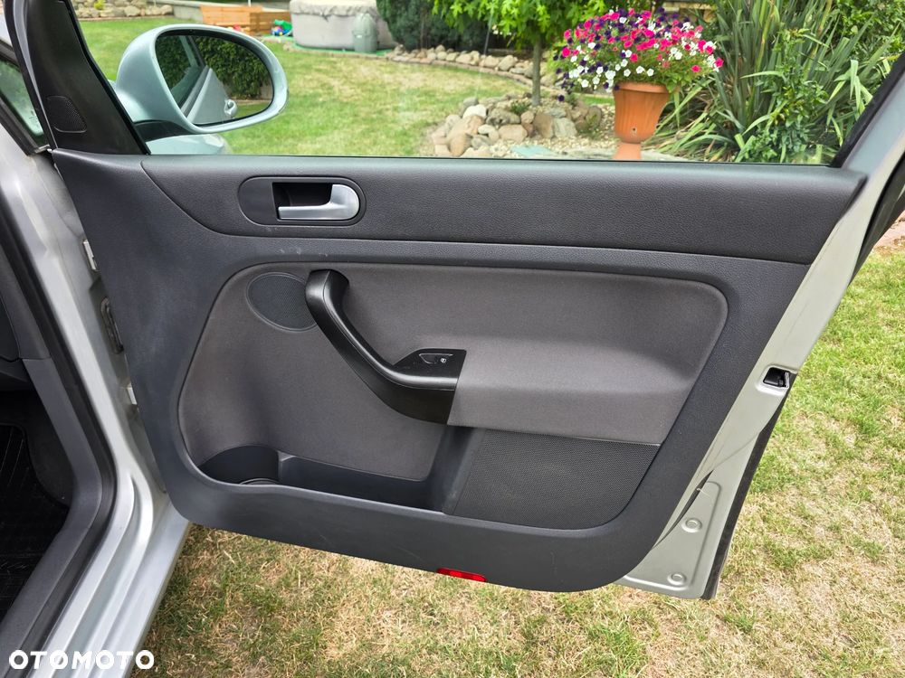 Volkswagen Golf Plus 1.6 Trendline - 22