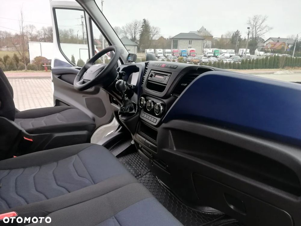 Iveco Daily 35S15 Chlodnia Izoterma 3.0 HDi - 18