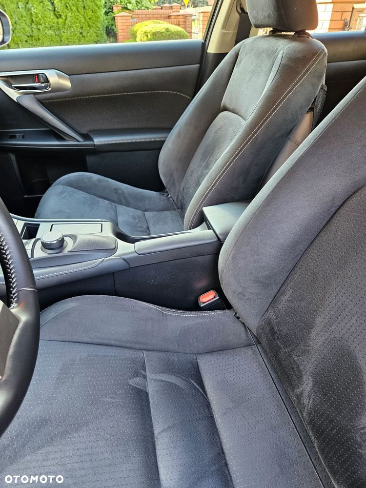 Lexus CT 200h Elegance - 11