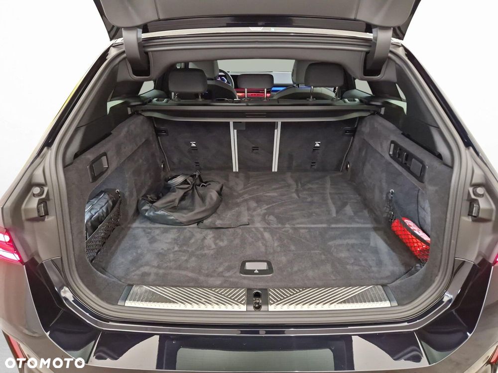 BMW Seria 5 530e xDrive PHEV M Sport - 19