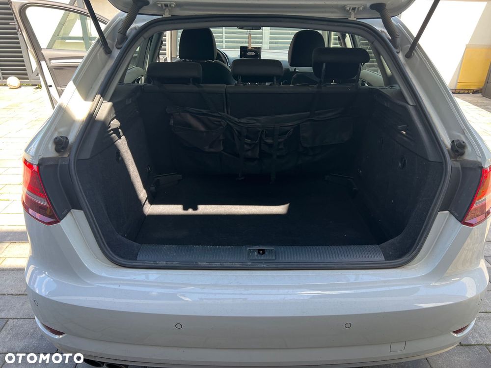 Audi A3 Sportback - 9