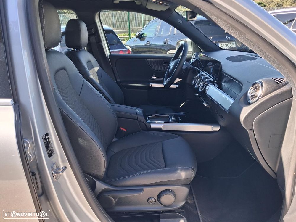 Mercedes-Benz EQB - 13