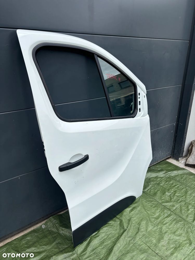 TRAFIC III VIVARO III  IV drzwi prawy przód BIAŁE w kolor 474 - 2