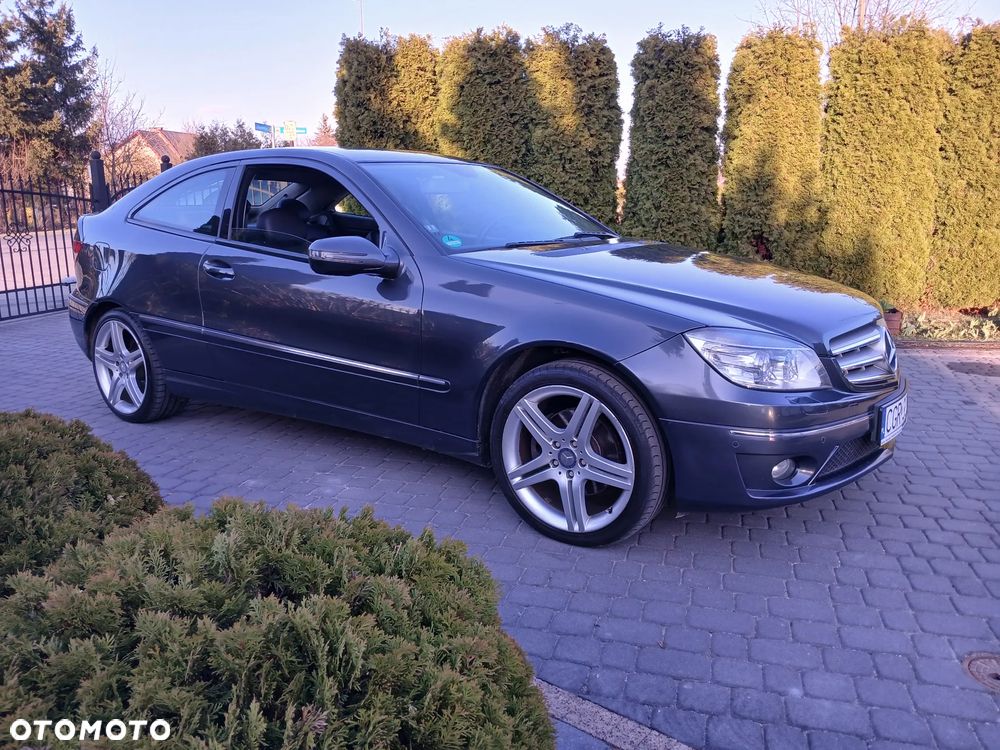 Mercedes-Benz CLC - 10