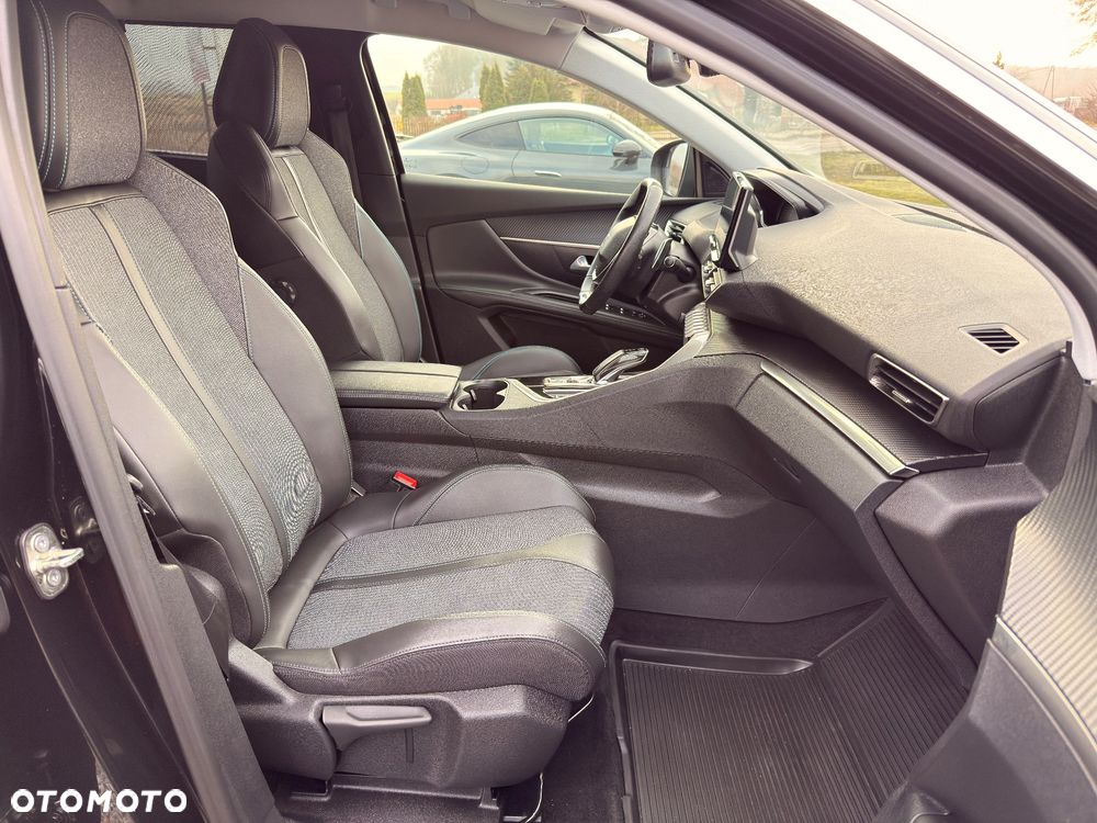 Peugeot 5008 2.0 BlueHDi GT Pack S&S EAT8 - 24