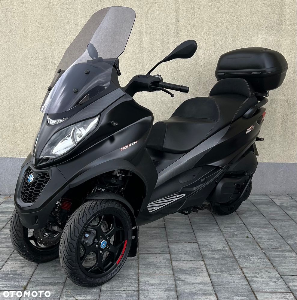 Piaggio MP-3 - 1