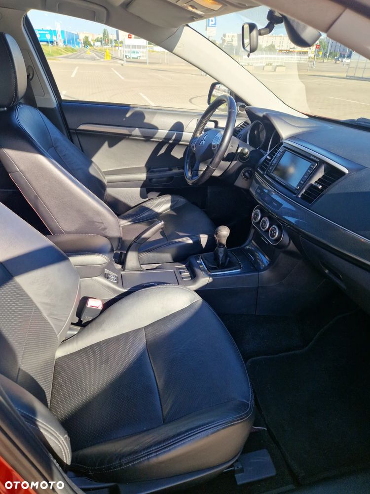 Mitsubishi Lancer 1.8 Intense - 12
