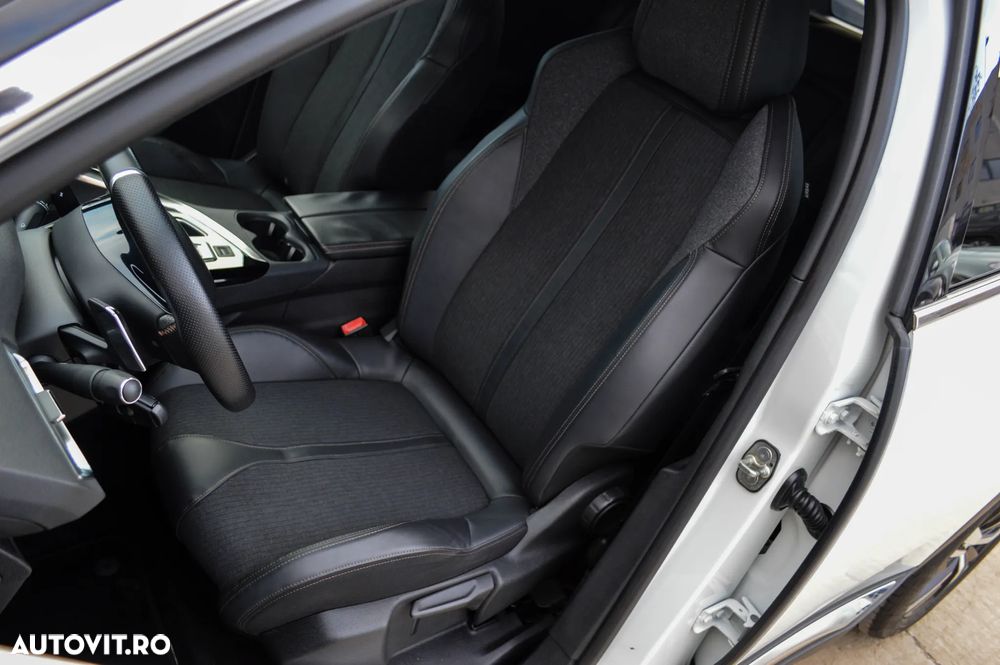 Peugeot 3008 1.6 BlueHDI S&S EAT6 GT-Line - 30