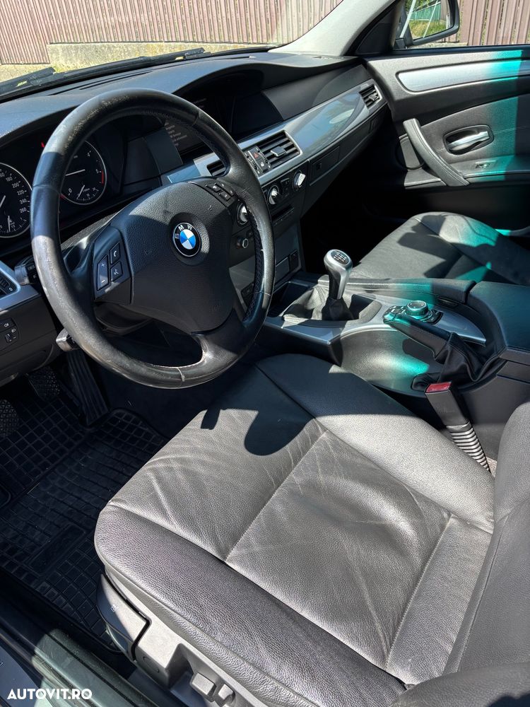 BMW Seria 5 520d - 8