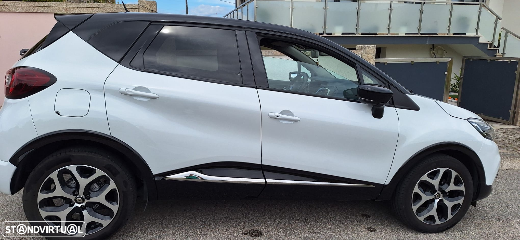 Renault Captur 0.9 TCE Exclusive - 3