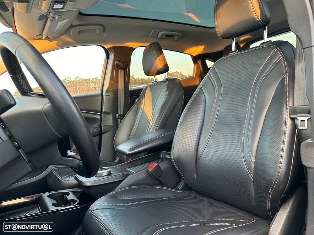 Ford Mustang Mach-E Premium - 12