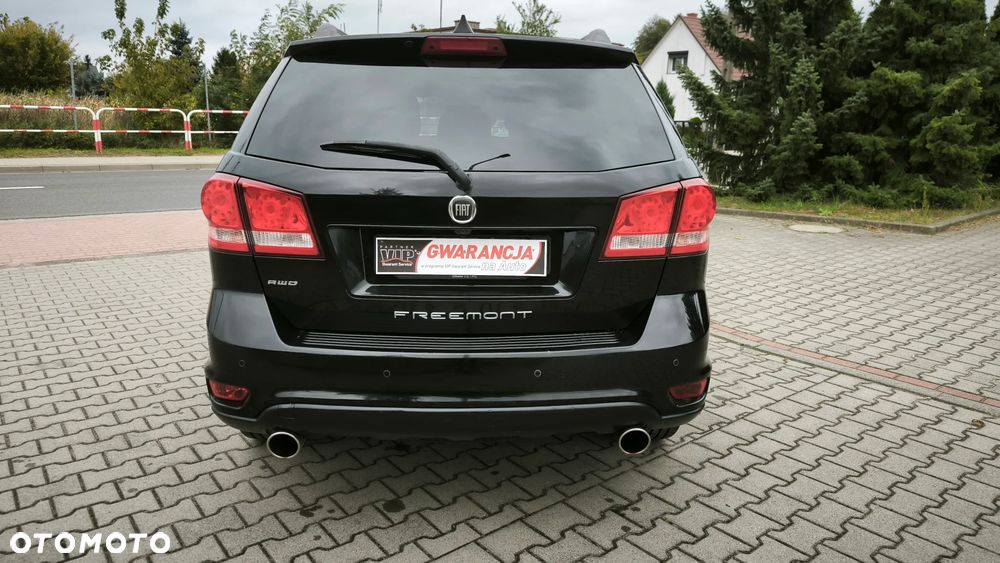 Fiat Freemont 2.0 Multijet Black Code AWD - 4