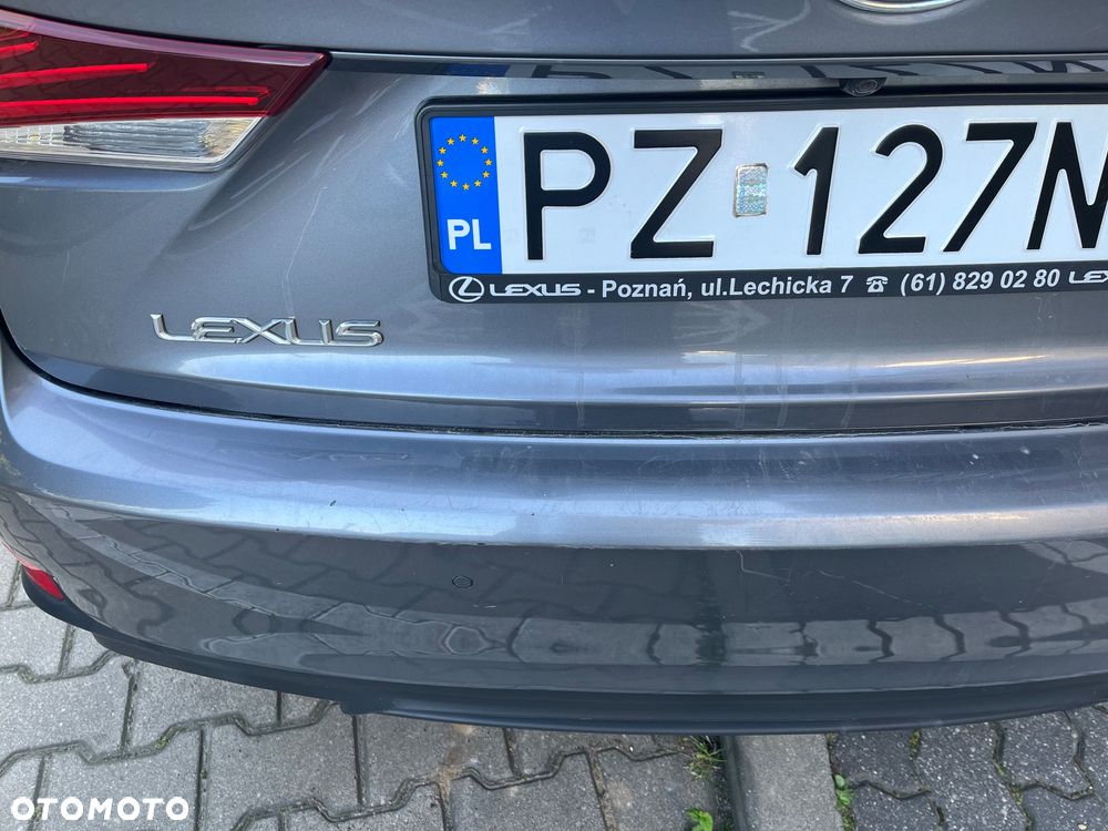 Lexus IS 200t F Sport - 6