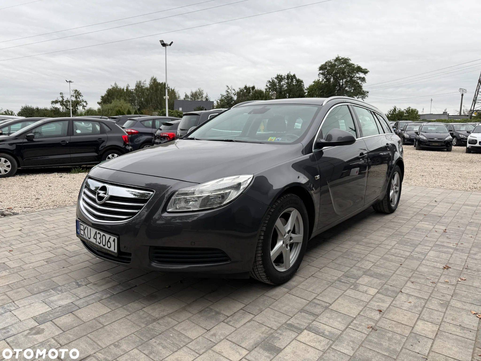 Opel Insignia 1.8 - 12