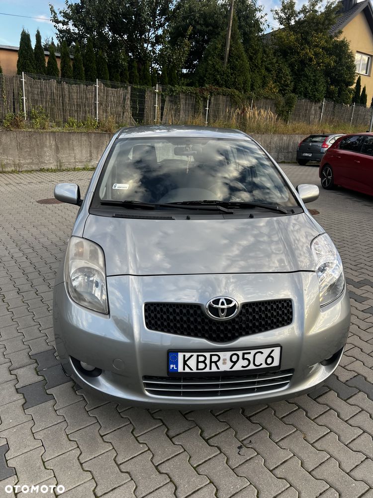Toyota Yaris 1.3 Prestige - 1