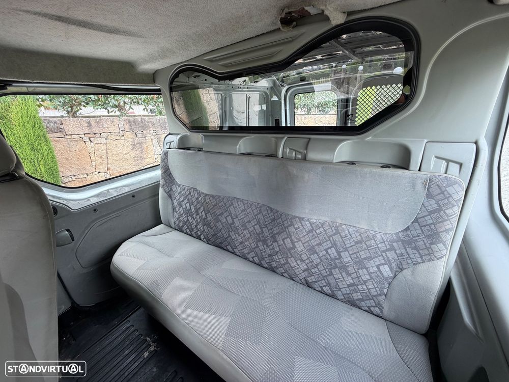 Opel Vivaro 1.9 DTi L2 H1 - 18
