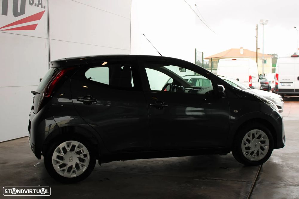 Toyota Aygo 1.0 X-Play+X-Touch - 3