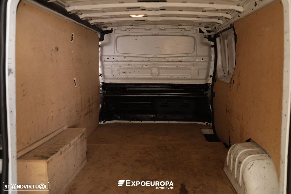 Renault Trafic 2.0 DCI L2H1 (Longa) - 6