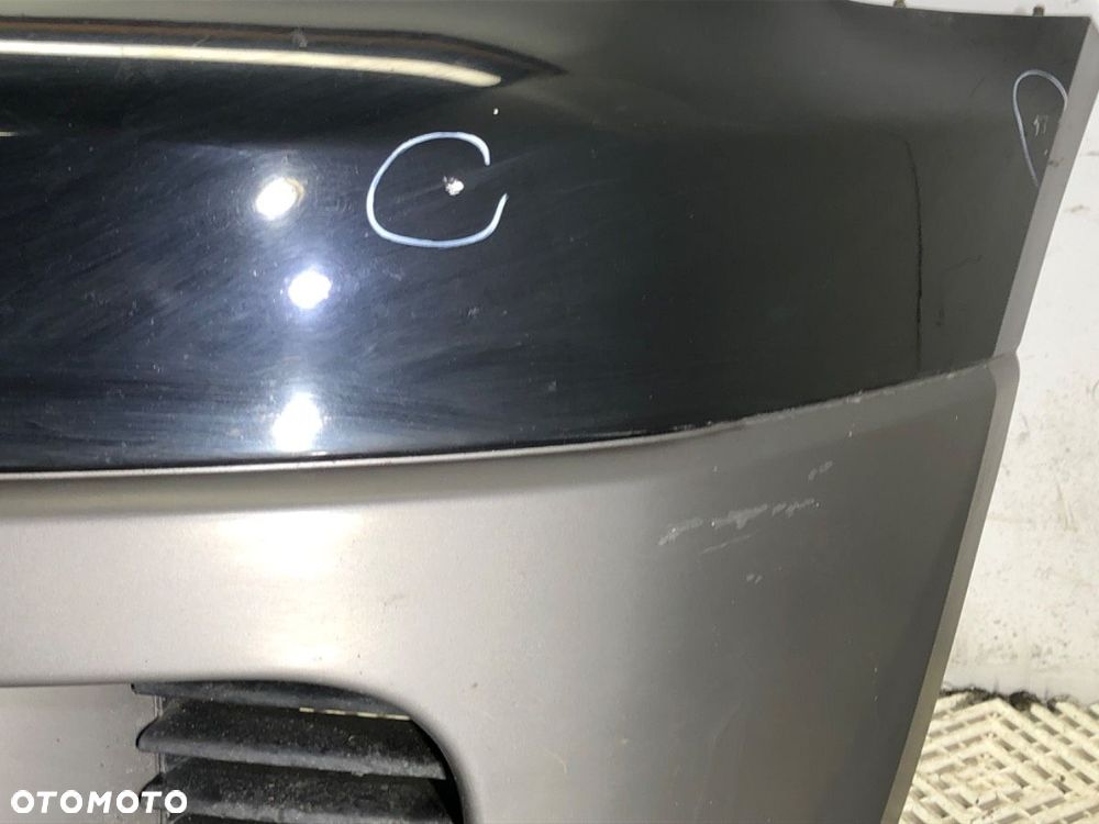 ZDERZAK PRZÓD  MITSUBISHI OUTLANDER I (CU_W) 2001 - 2008 2.0 (CU2W) 100 kW [136 KM] benzyna 2003 - - 9