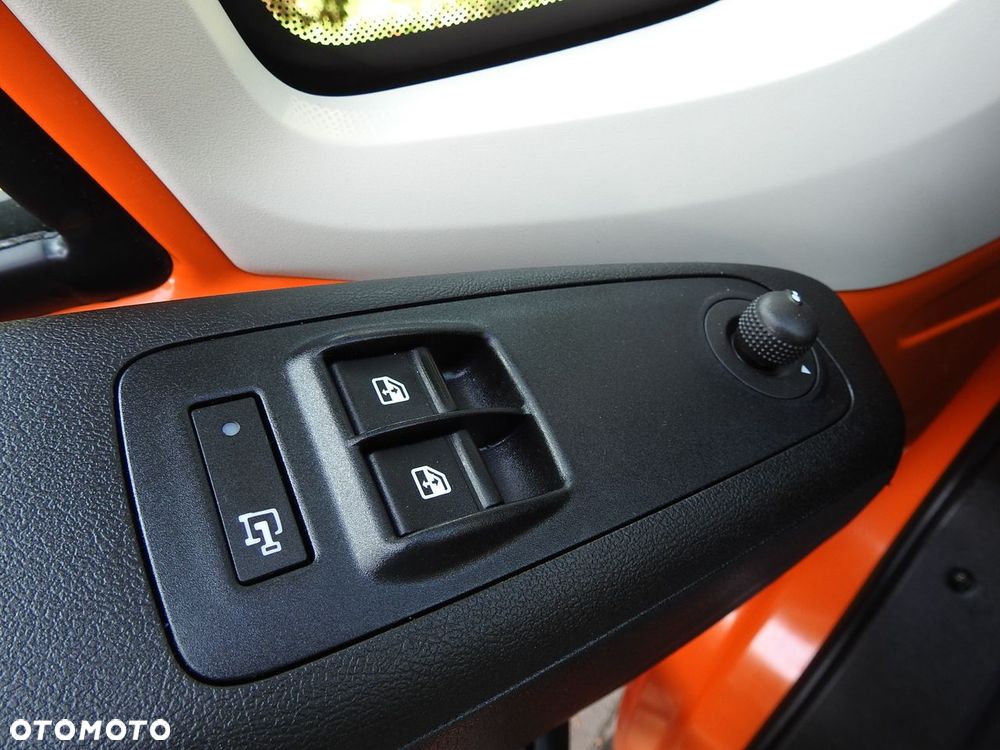 Peugeot BOXER FURGON BRYGADÓWKA  7 MIEJSC KLIMATYZACJA  120KM - 24