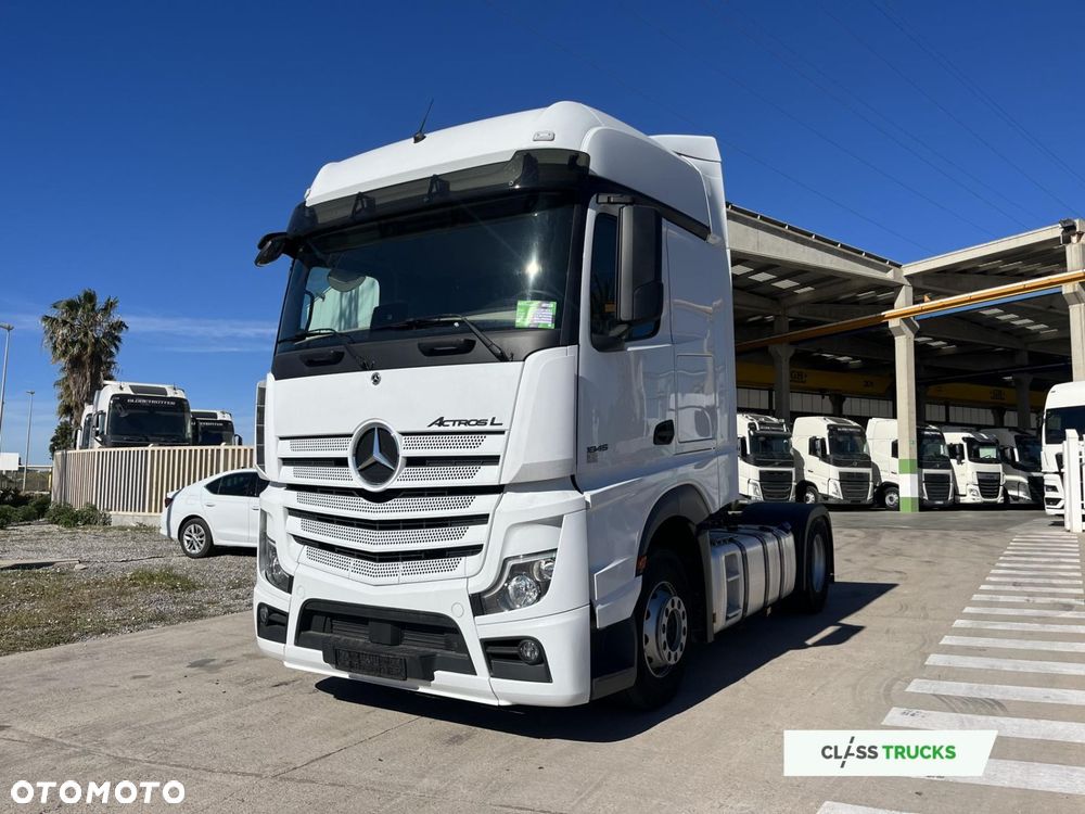 Mercedes-Benz Actros 5 1845 BigSpace LED lights - 1