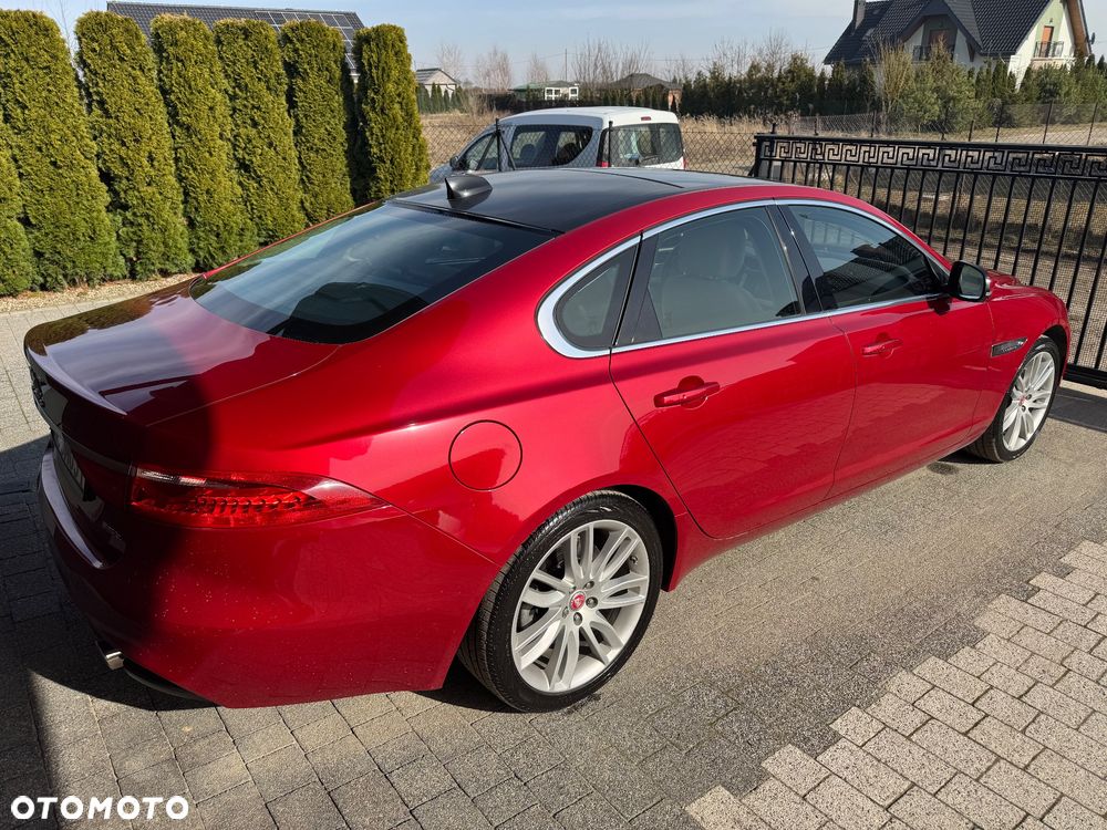 Jaguar XF 3.0 V6 S - 10