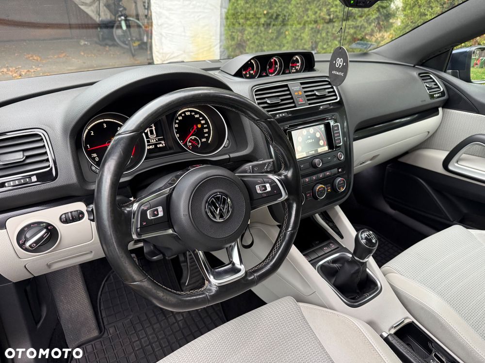 Volkswagen Scirocco 2.0 TDI BMT - 12
