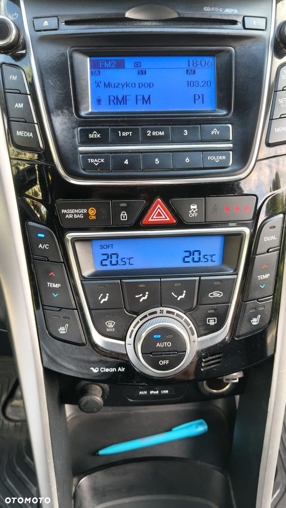 Hyundai i30 1.6 CRDi Premium - 12