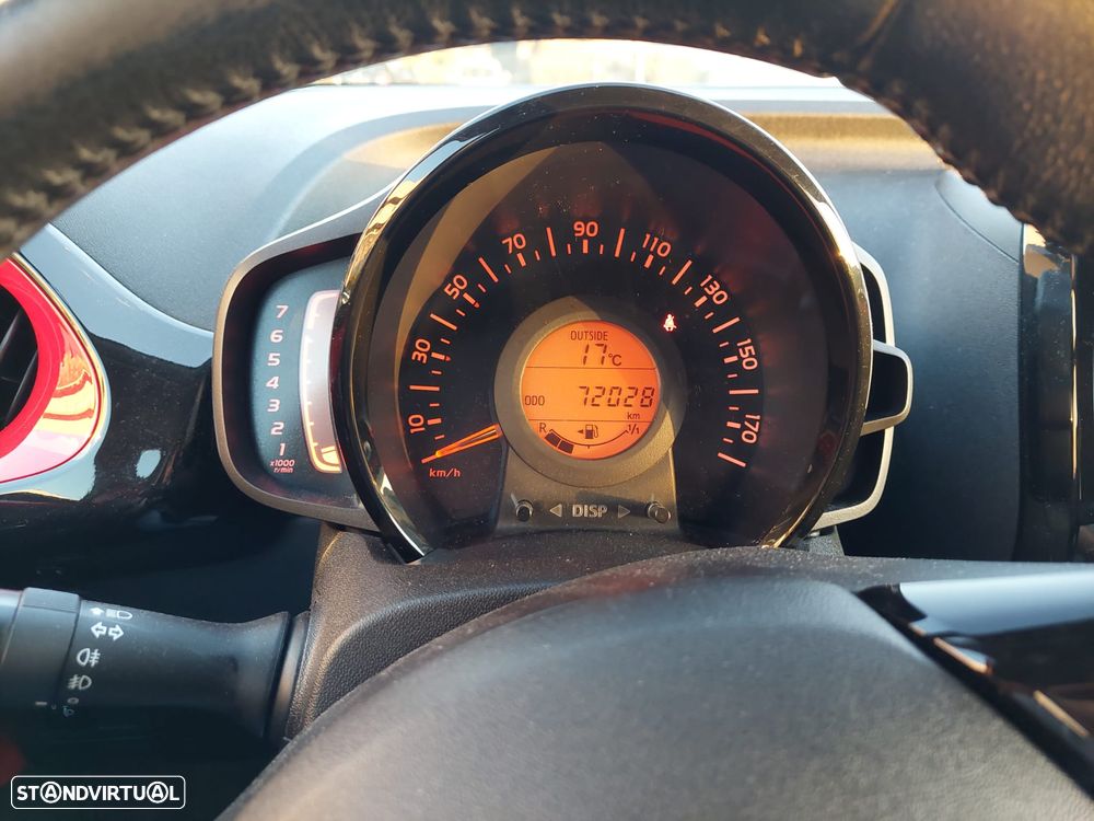 Toyota Aygo 1.0 X-Cite - 9
